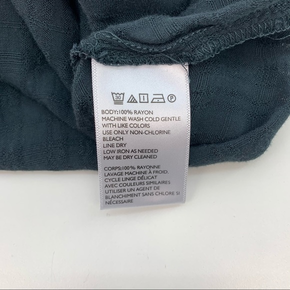 Urban Outfitters Silence & Noise Surplice Top - Picture 6 of 12